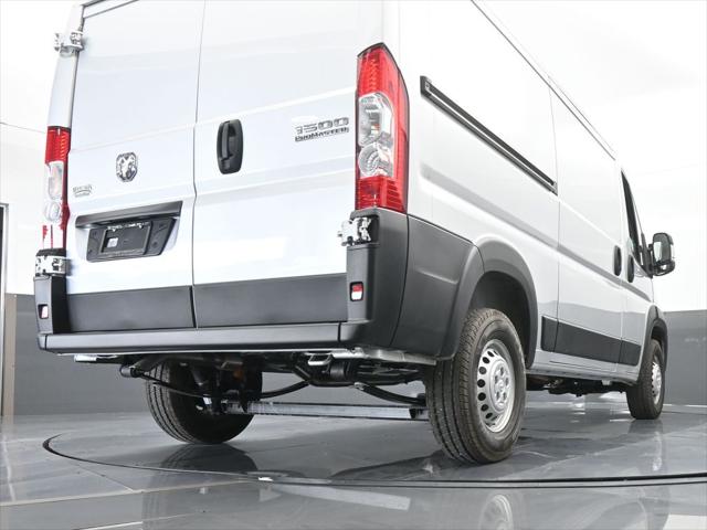 2025 Ram ProMaster Cargo Van Tradesman Low Roof 136" WB w/Pass Seat