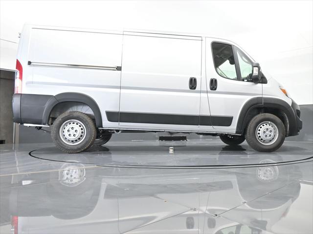 2025 Ram ProMaster Cargo Van Tradesman Low Roof 136" WB w/Pass Seat