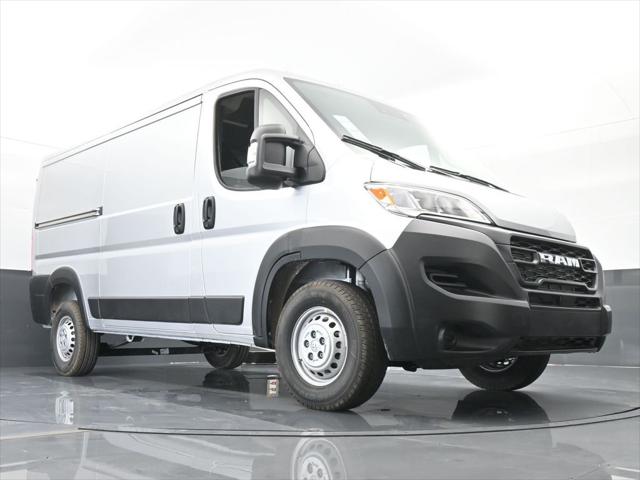 2025 Ram ProMaster Cargo Van Tradesman Low Roof 136" WB w/Pass Seat