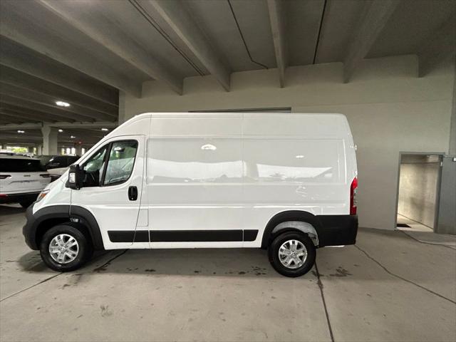 2025 Ram ProMaster Cargo Van SLT High Roof 136" WB