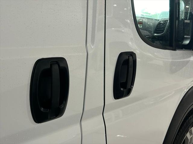 2025 Ram ProMaster Cargo Van SLT High Roof 136" WB