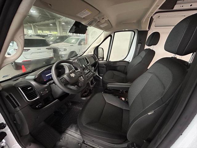 2025 Ram ProMaster Cargo Van SLT High Roof 136" WB