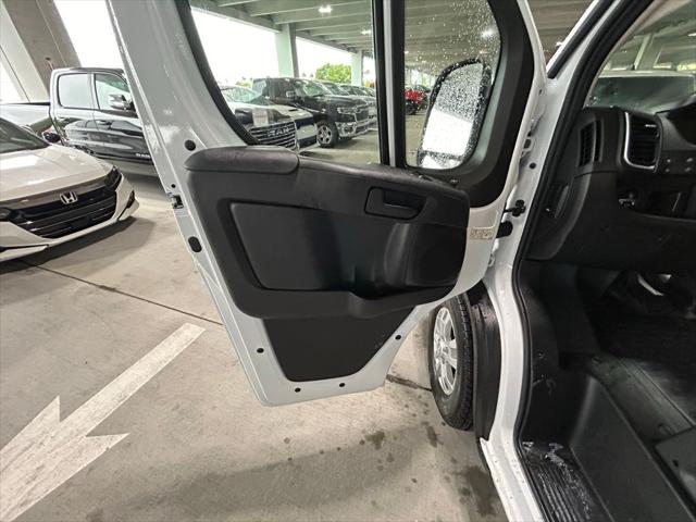 2025 Ram ProMaster Cargo Van SLT High Roof 136" WB
