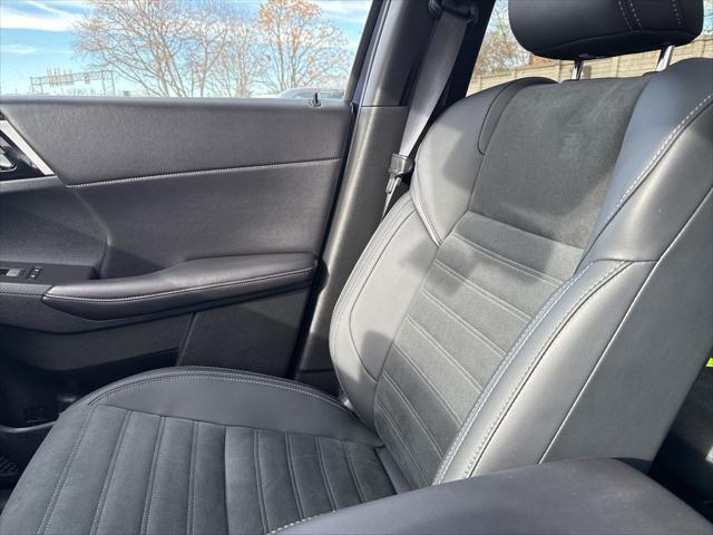 2025 Mitsubishi Outlander PHEV SE S-AWC