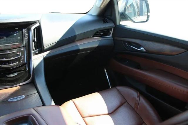 2018 Cadillac Escalade Premium Luxury