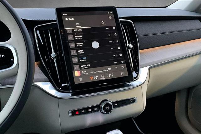 2026 Volvo XC90 Ultra, B6 AWD Gas (mild hybrid), Gasoline, Bright, 7 Seats
