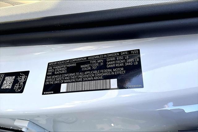2026 Volvo XC90 Ultra, B6 AWD Gas (mild hybrid), Gasoline, Bright, 7 Seats
