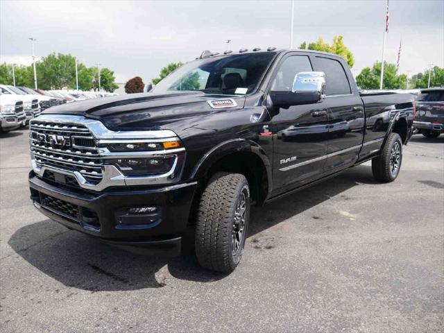 2025 Ram 3500 Limited Crew Cab 4x4 8 Box