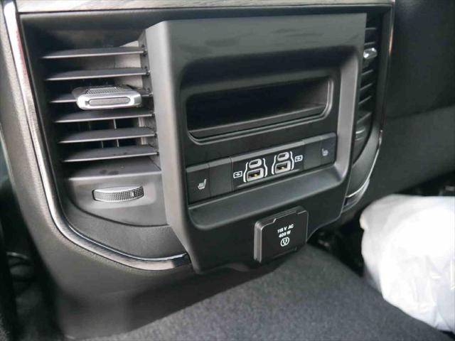 2025 Ram 3500 Limited Crew Cab 4x4 8 Box