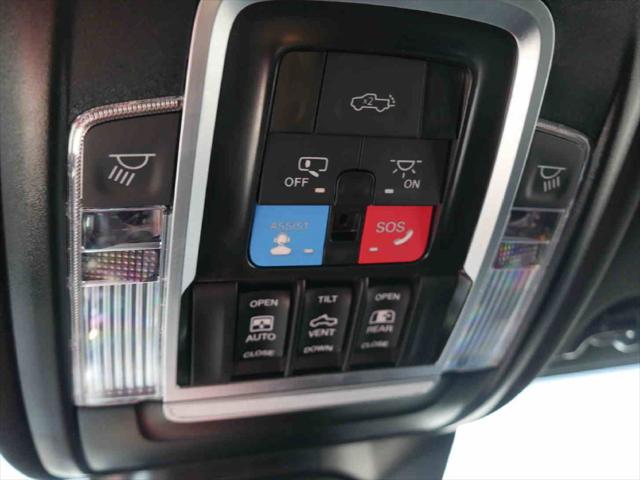 2025 Ram 3500 Limited Crew Cab 4x4 8 Box