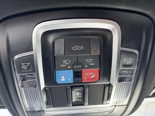 2026 Ram 1500 Laramie Crew Cab 4x4 5'7" Box