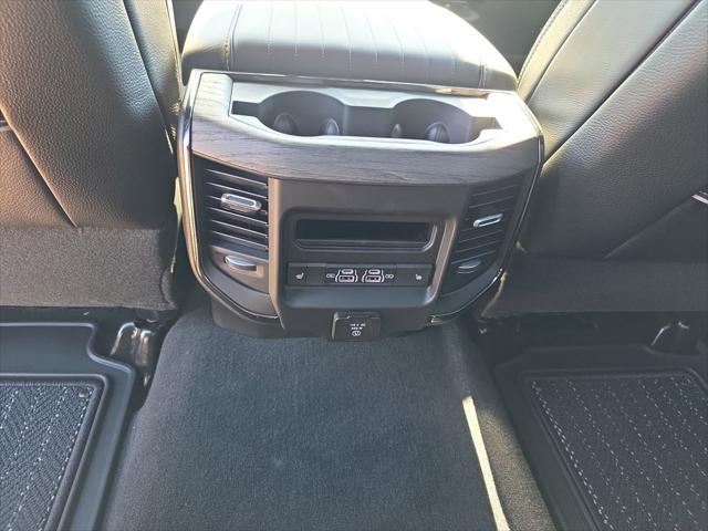 2026 Ram 3500 Limited Crew Cab 4x4 8' Box