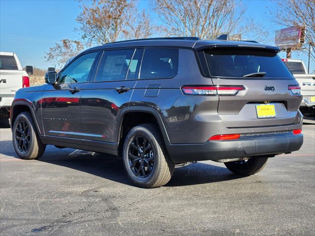 2025 Jeep Grand Cherokee L Altitude 4x2