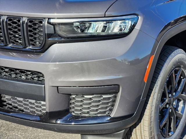 2025 Jeep Grand Cherokee L Altitude 4x2
