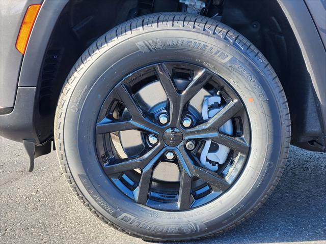 2025 Jeep Grand Cherokee L Altitude 4x2