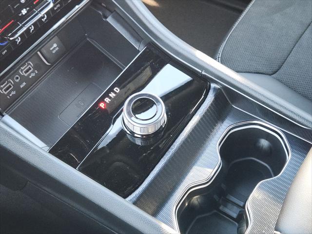 2025 Jeep Grand Cherokee L Altitude 4x2