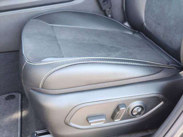 2025 Jeep Grand Cherokee L Altitude 4x2