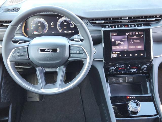 2025 Jeep Grand Cherokee L Altitude 4x2