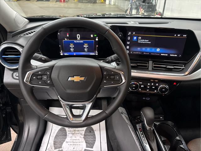 Used 2025 Chevrolet Trax For Sale in Wilmington, OH