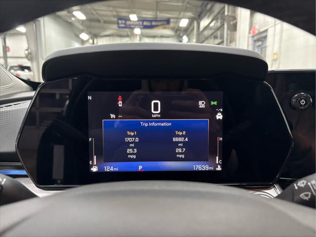 Used 2025 Chevrolet Trax For Sale in Wilmington, OH