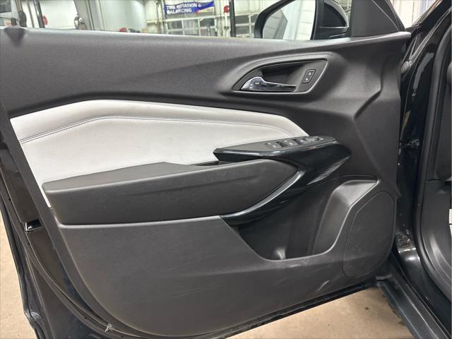 Used 2025 Chevrolet Trax For Sale in Wilmington, OH