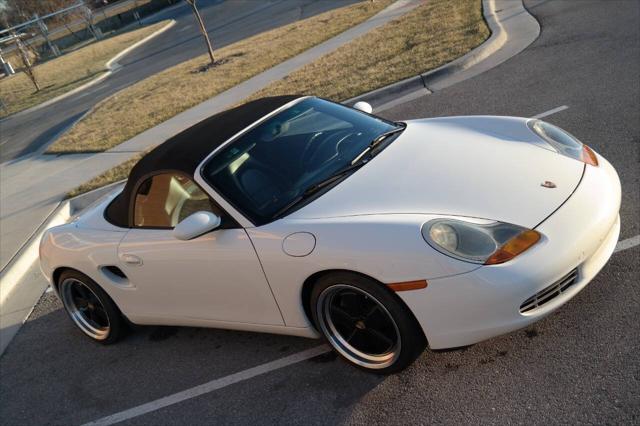 2000 Porsche Boxster Base 2dr Convertible