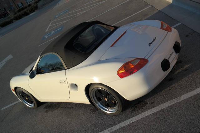 2000 Porsche Boxster Base 2dr Convertible