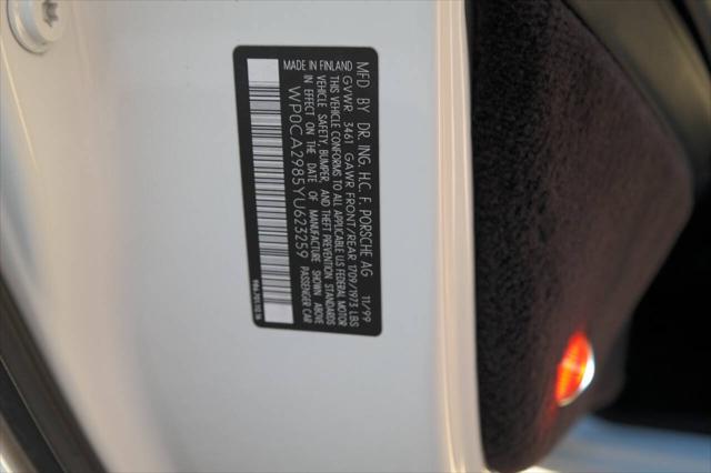 2000 Porsche Boxster Base 2dr Convertible