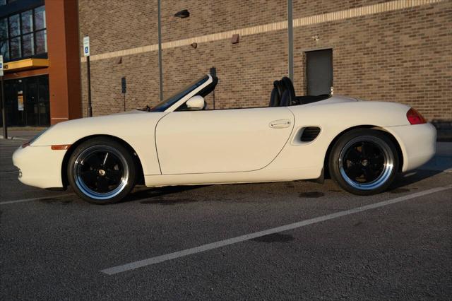 2000 Porsche Boxster Base 2dr Convertible