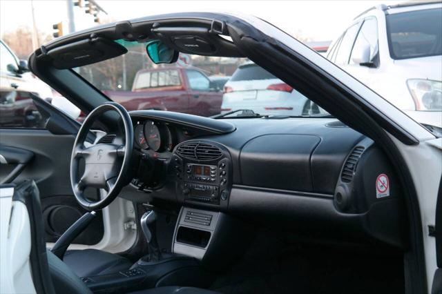 2000 Porsche Boxster Base 2dr Convertible