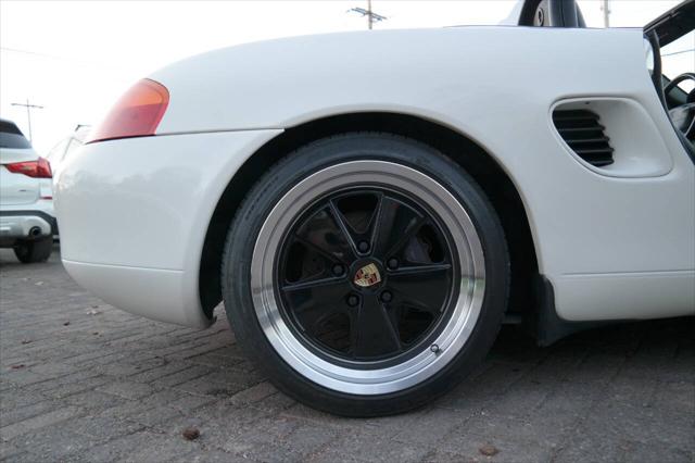 2000 Porsche Boxster Base 2dr Convertible