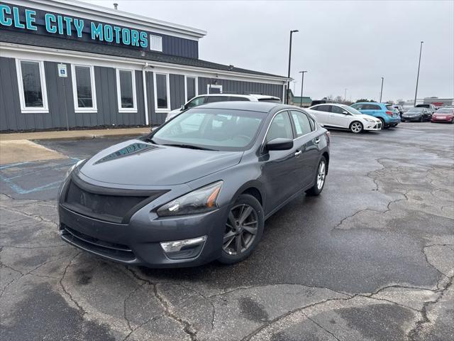 2013 Nissan Altima 2.5 SV for sale in Flint, MI