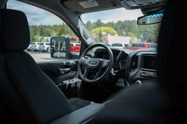 2026 GMC Sierra 2500HD Crew Cab, Standard Bed, Pro, 4WD