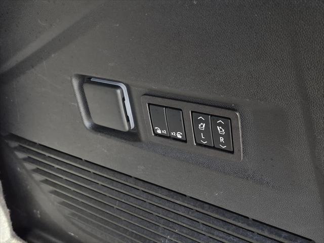 2024 GMC Yukon 4WD Denali