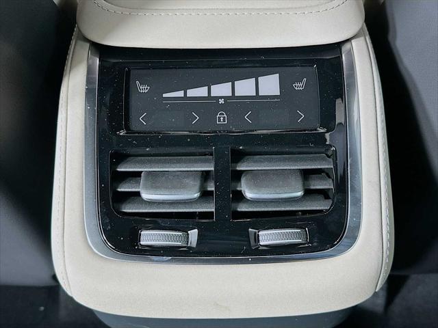 2026 Volvo XC90 Plus, B6 AWD Gas (mild hybrid), Gasoline, Bright, 7 Seats