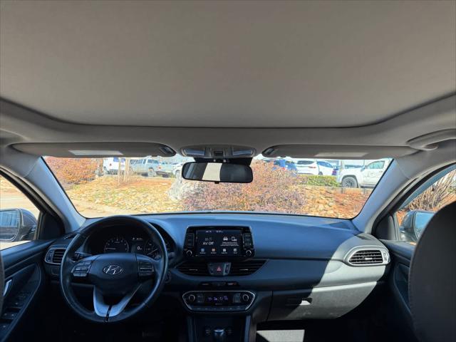 2019 Hyundai Elantra GT Auto