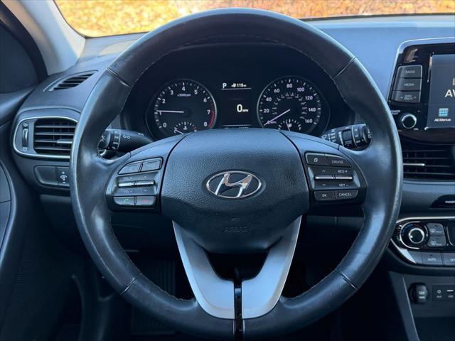 2019 Hyundai Elantra GT Auto