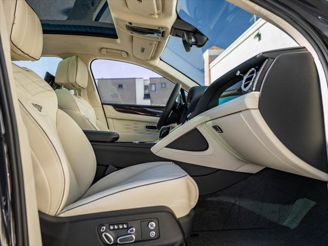 2025 Bentley Bentayga Atelier