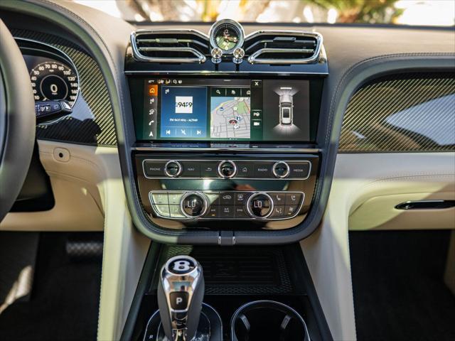2025 Bentley Bentayga Atelier