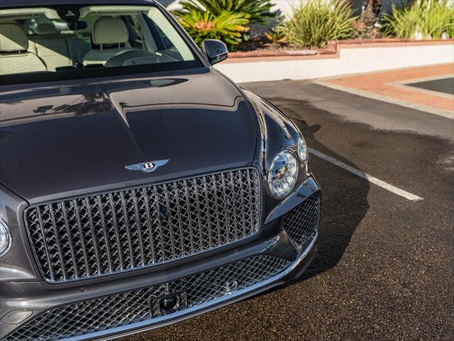 2025 Bentley Bentayga Atelier