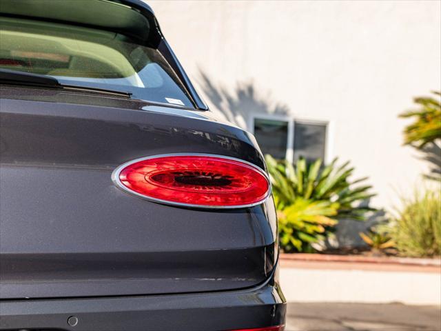 2025 Bentley Bentayga Atelier