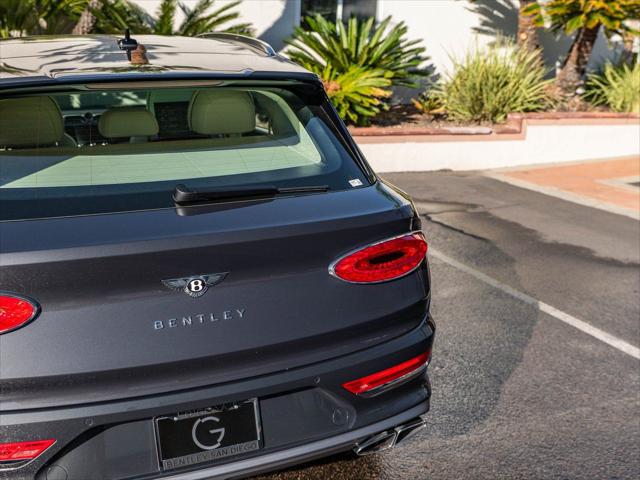 2025 Bentley Bentayga Atelier