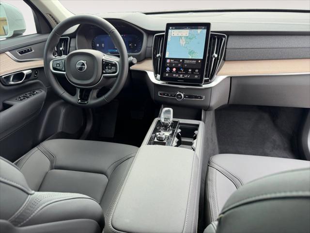 2026 Volvo XC90 Core, B6 AWD Gas (mild hybrid), Gasoline, Bright, 7 Seats