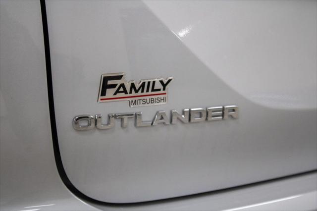 2024 Mitsubishi Outlander PHEV SE S-AWC