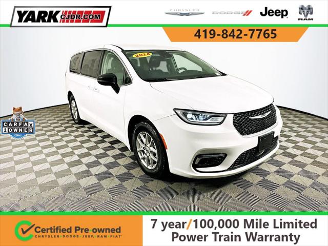 2024 Chrysler Pacifica Touring L