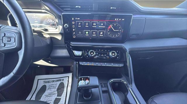 2024 GMC Sierra 1500 4WD Crew Cab Short Box AT4