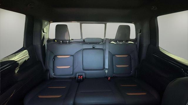 2024 GMC Sierra 1500 4WD Crew Cab Short Box AT4