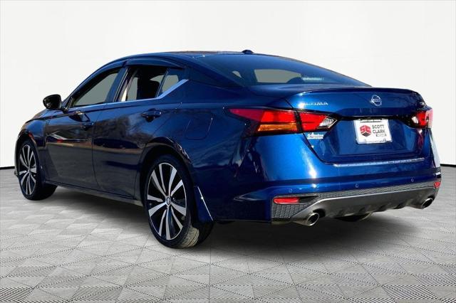 2022 Nissan Altima SR FWD 2022 Nissan Altima SR FWD