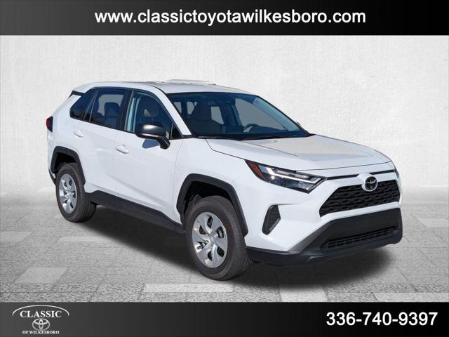 2025 Toyota RAV4 LE