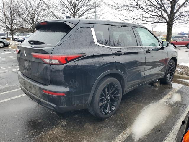 2022 Mitsubishi Outlander Black Edition S-AWC